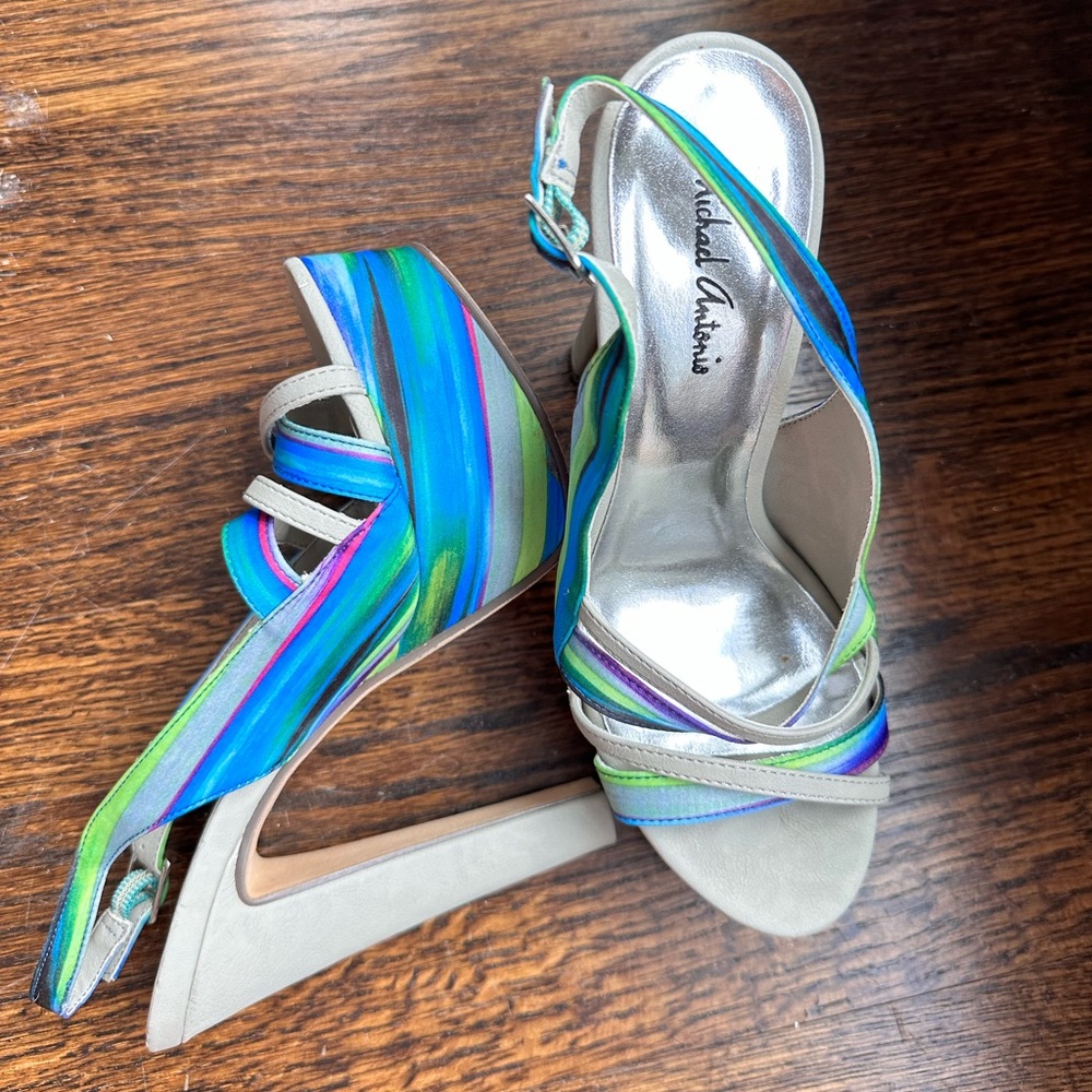Michael Antonio Green/ Blue heels sz 7
